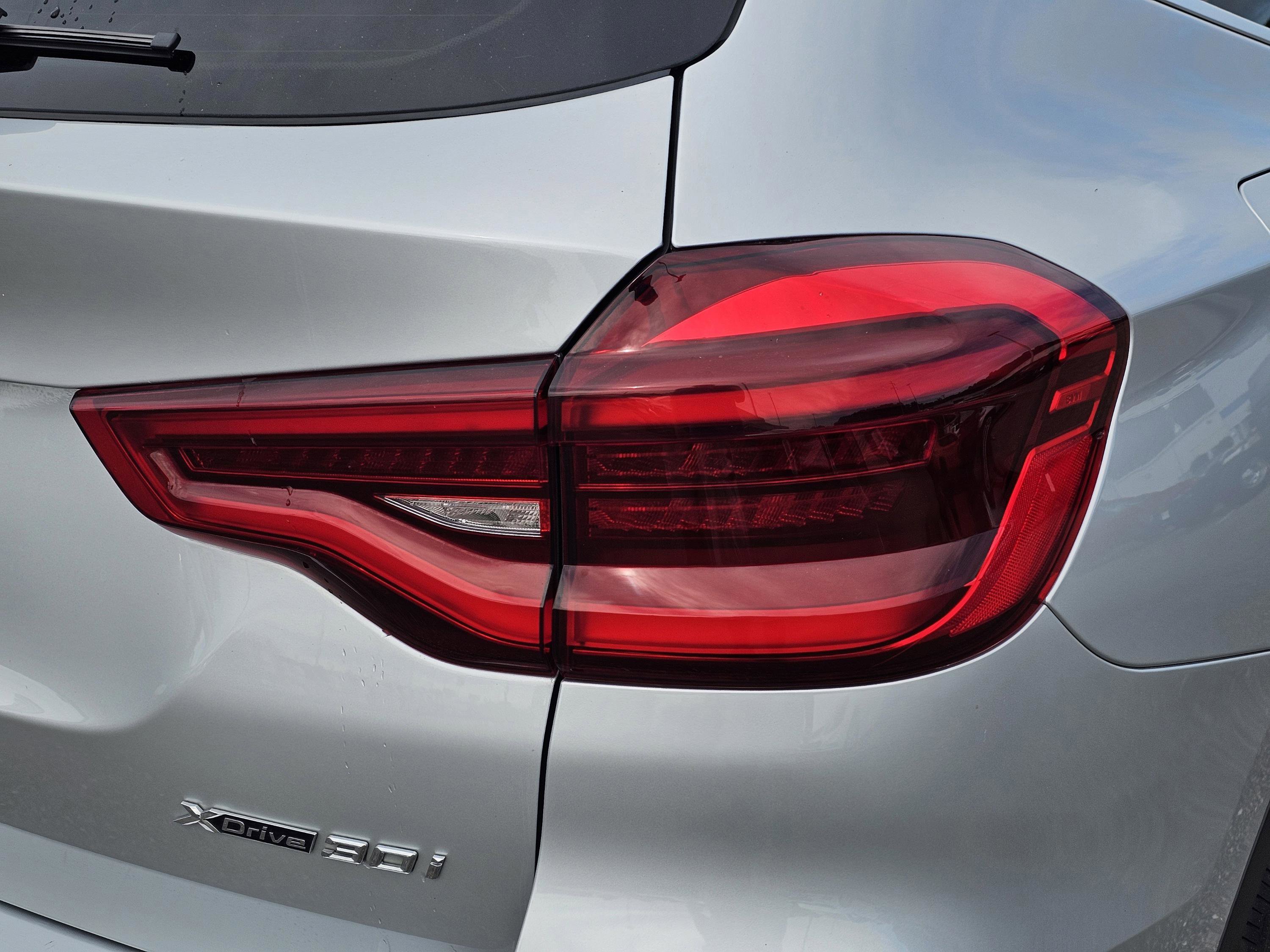 Used 2020 BMW X3 xDrive30i w/ Premium Package image 9