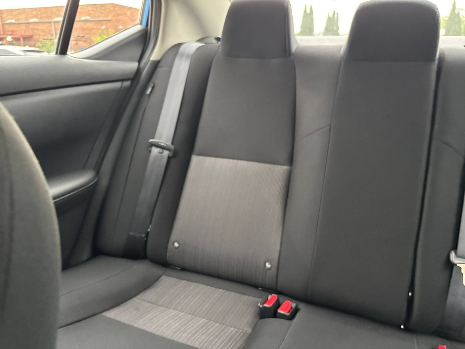 Used 2025 Nissan Sentra SV FWD image 36
