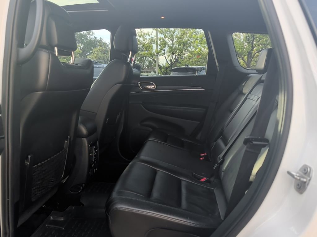 Used 2018 Jeep Grand Cherokee Limited w/ Trailer Tow Group IV AWD/4WD image 9