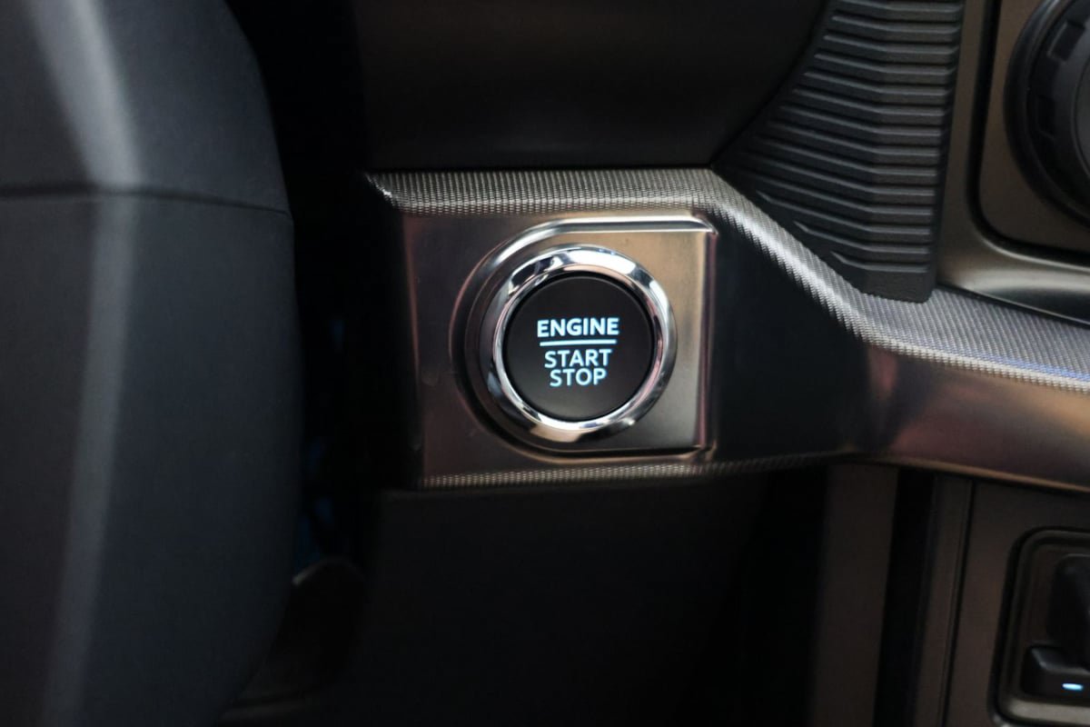 Used 2025 Ford F150 Raptor AWD/4WD image 21