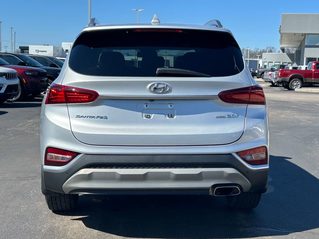 Used 2019 Hyundai Santa Fe Limited image 6