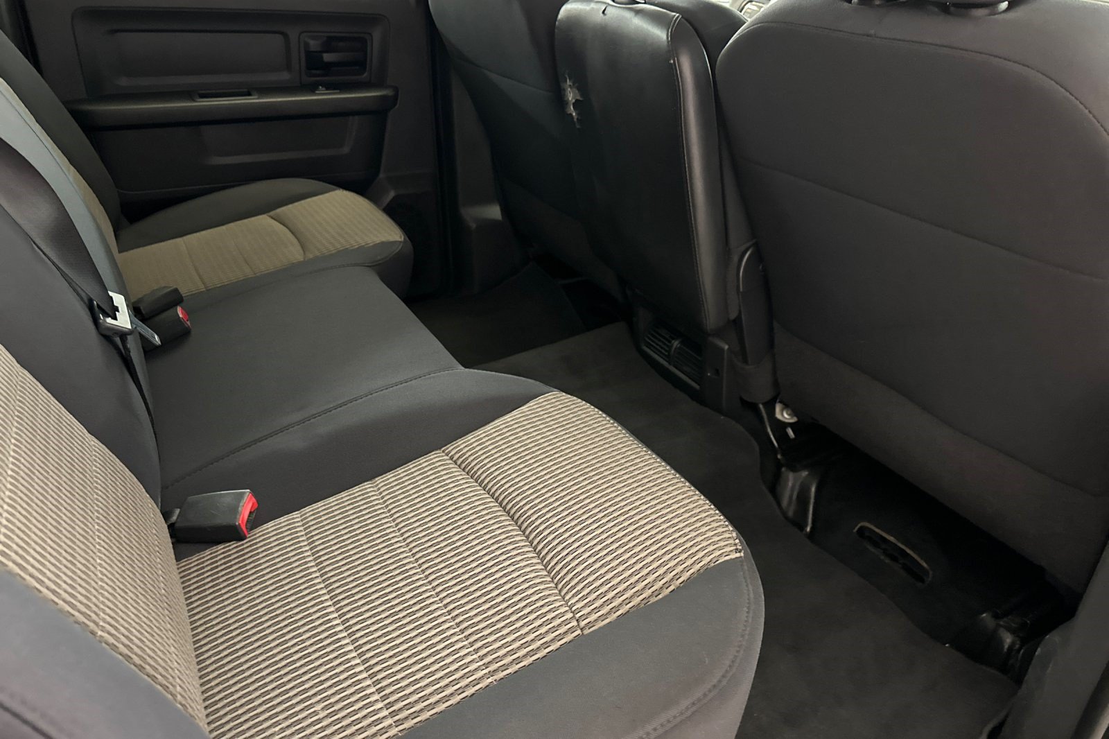 Used 2012 RAM 1500 Express w/ ST Popular Equipment Group RWD image 29