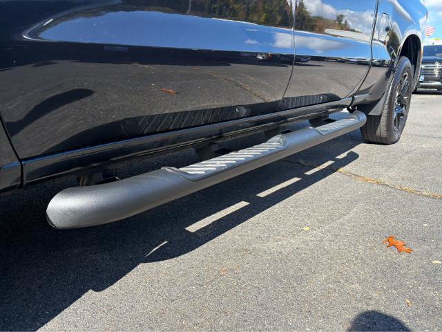 Used 2023 Chevrolet Silverado 1500 Custom AWD/4WD image 9