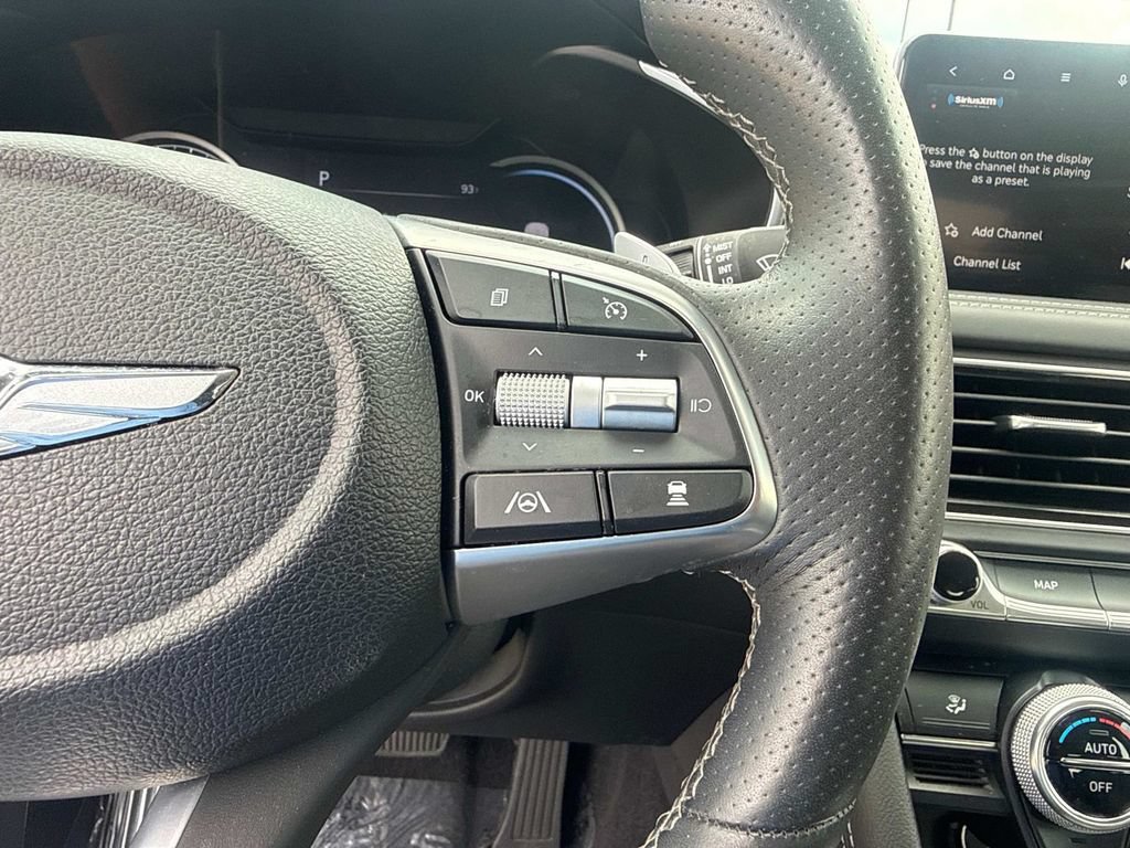 Used 2023 Genesis G70 2.0T RWD image 25