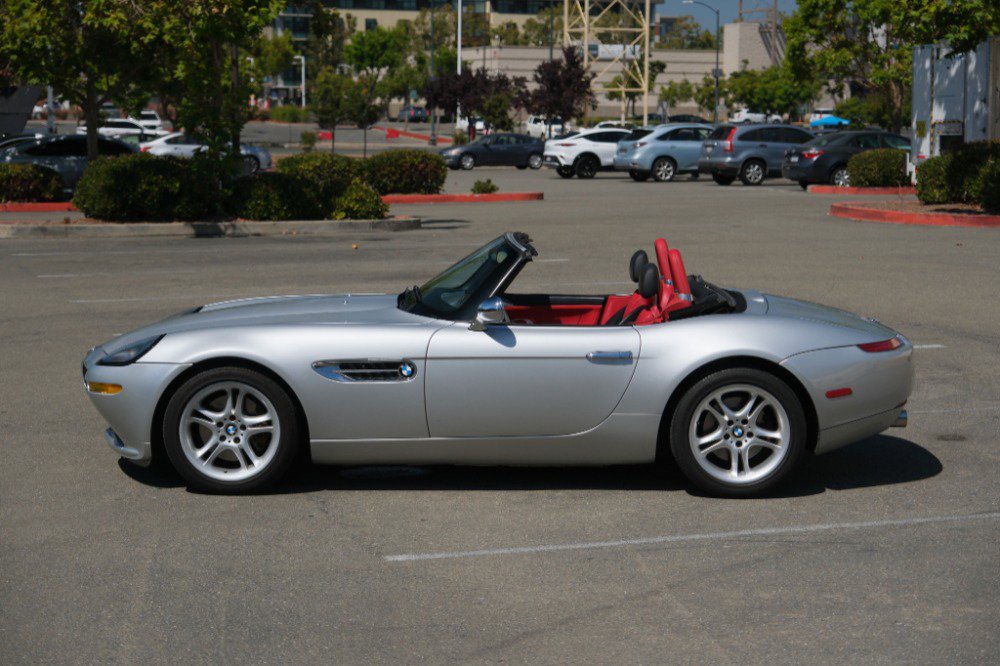 Used 2002 BMW Z8 image 4