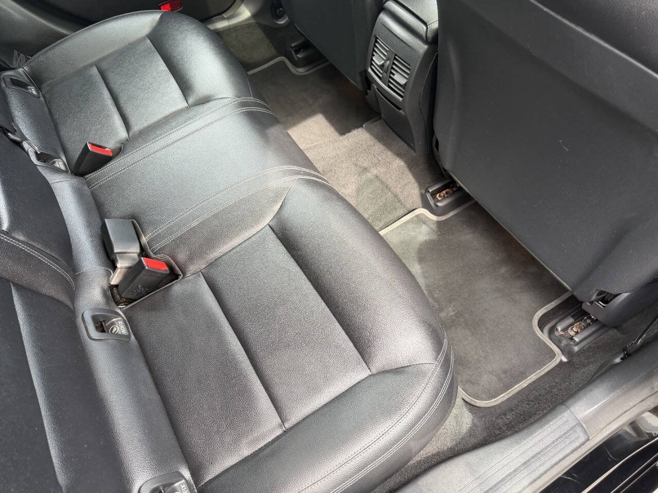 Used 2018 Mercedes-Benz CLA 250 4MATIC image 22