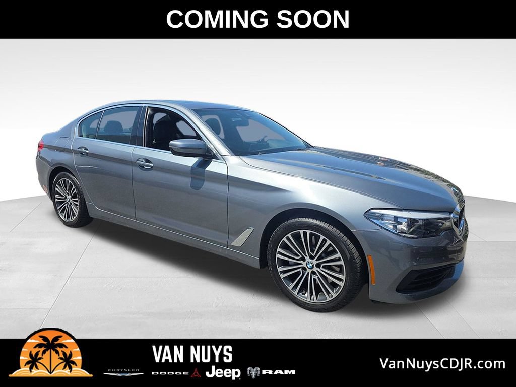 Used 2020 BMW 530e w/ Premium Package RWD image 1