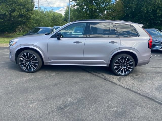 Used 2026 Volvo XC90 B6 Ultra w/ Protection Package AWD/4WD image 8