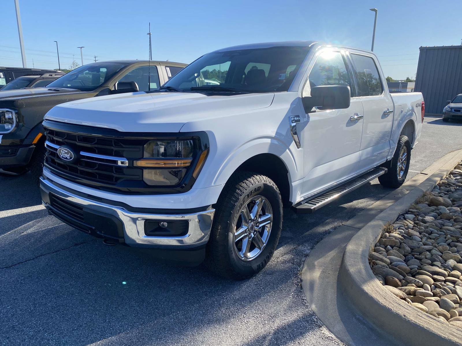 Used 2025 Ford F150 XLT w/ Equipment Group 301A Standard AWD/4WD image 3