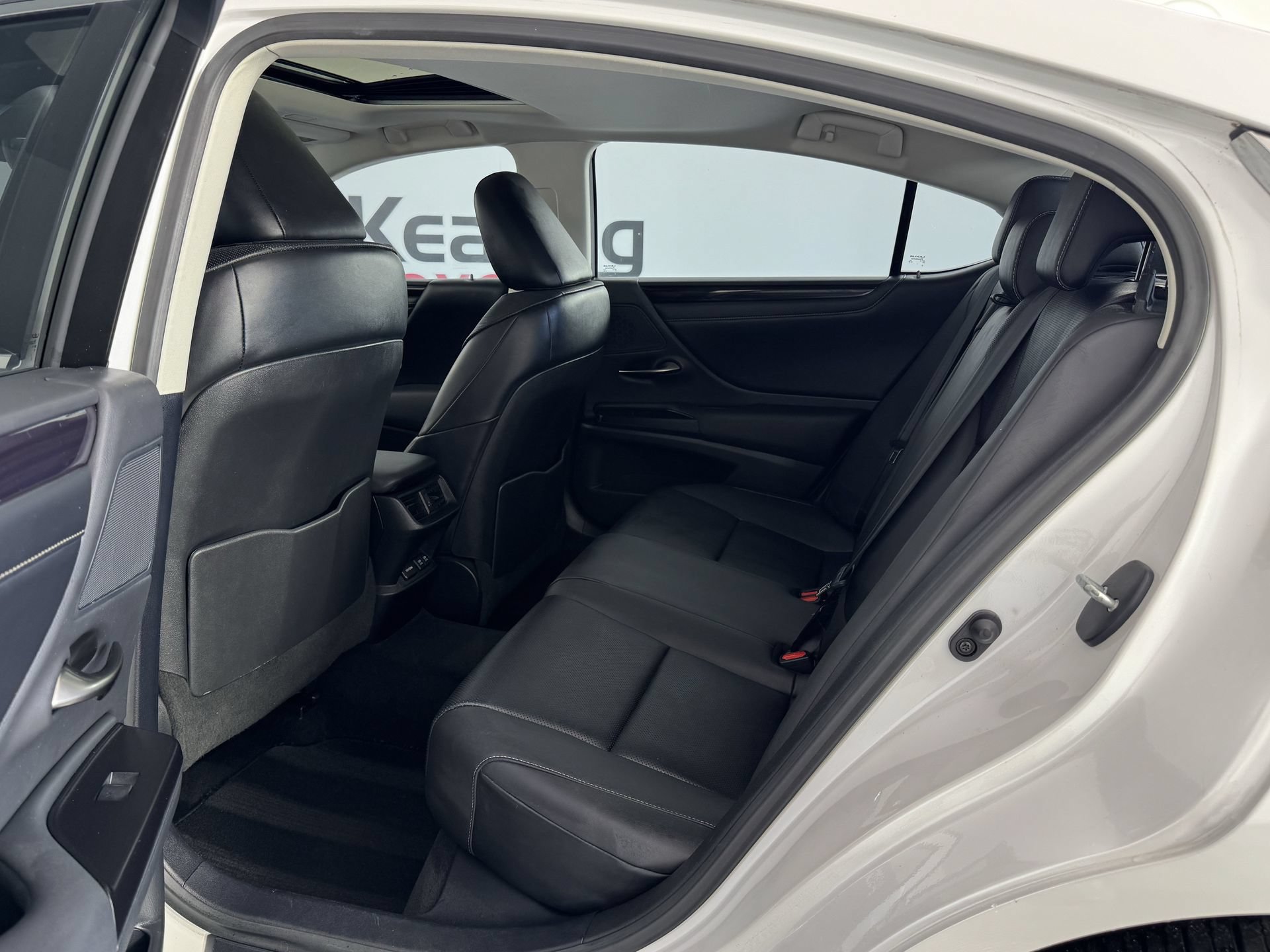 Used 2020 Lexus ES 350 w/ Premium Package FWD image 15
