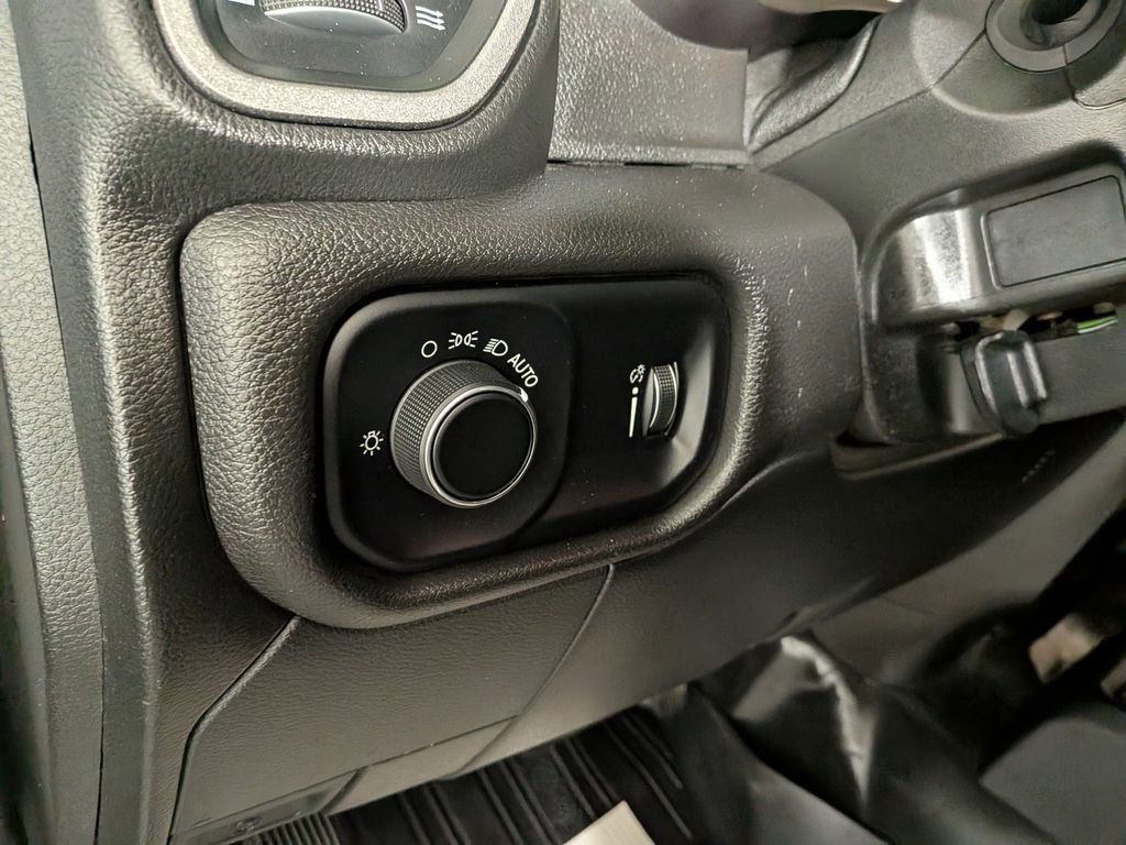 Used 2023 RAM 5500 Tradesman w/ Max Tow Package image 15