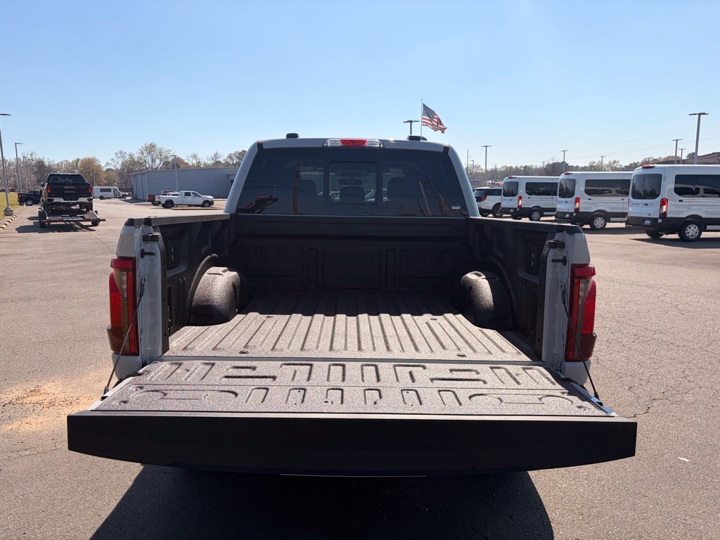 New 2026 Ford F150 XLT w/ Equipment Group 302A MID AWD/4WD image 9