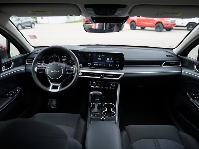 Used 2023 Kia K5 LXS image 14