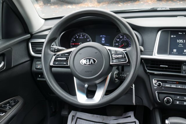 Used 2020 Kia Optima LX image 14
