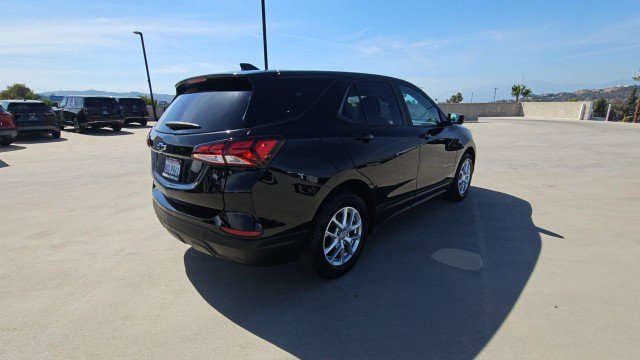 Used 2023 Chevrolet Equinox LS w/ LS Convenience Package FWD image 8