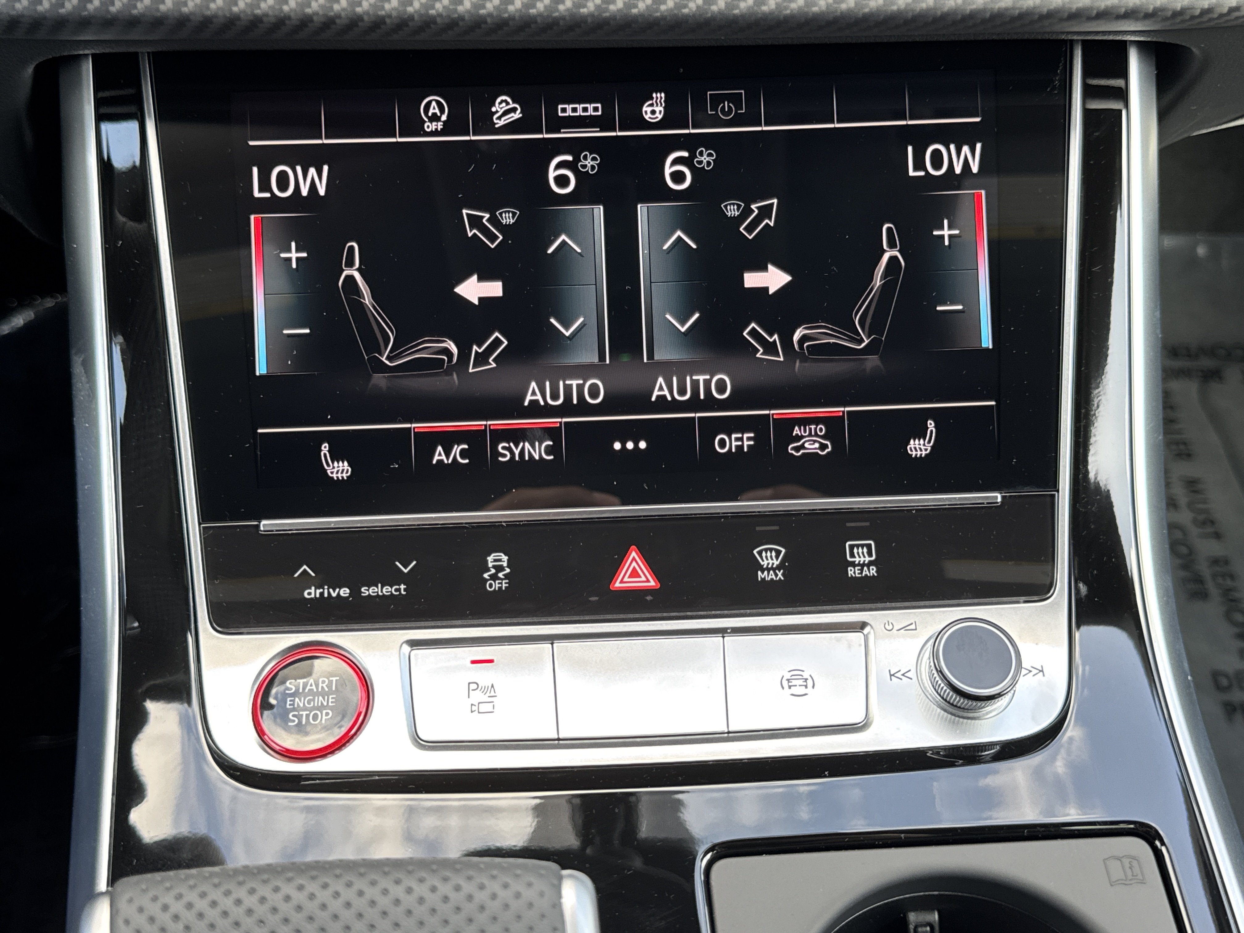 New 2026 Audi SQ8 Premium Plus AWD/4WD image 29