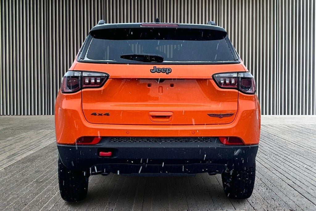 New 2026 Jeep Compass Trailhawk w/ Sun, Sound & Navigation Group AWD/4WD image 4