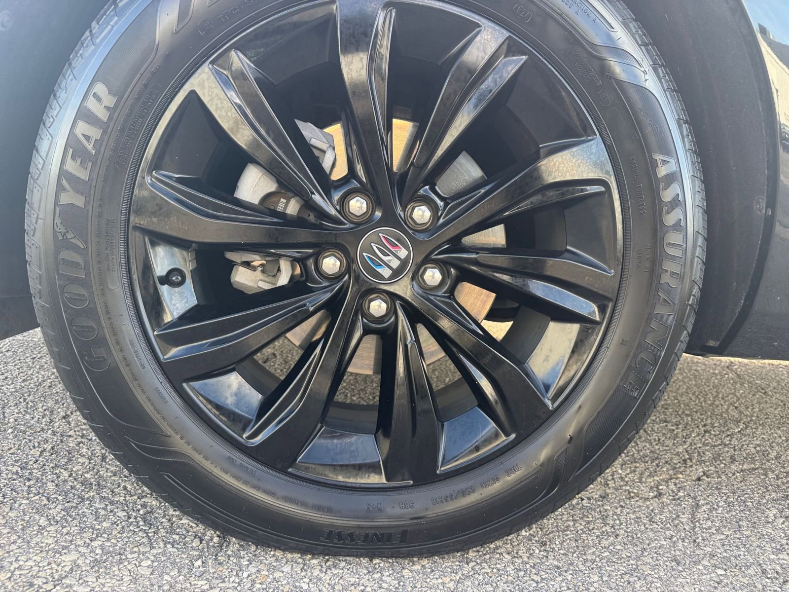 Used 2025 Buick Envista Sport Touring image 28