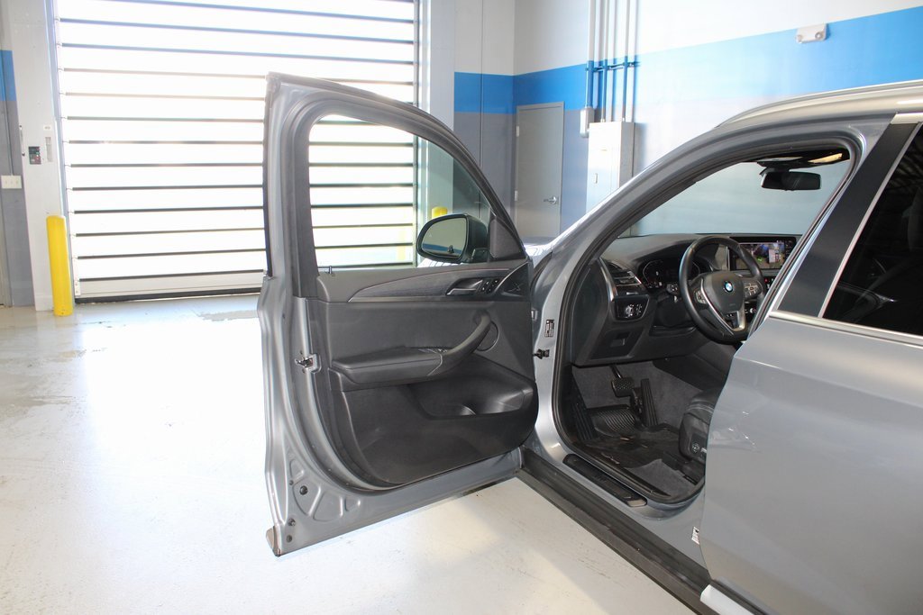 Used 2023 BMW X3 xDrive30i w/ Premium Package image 7