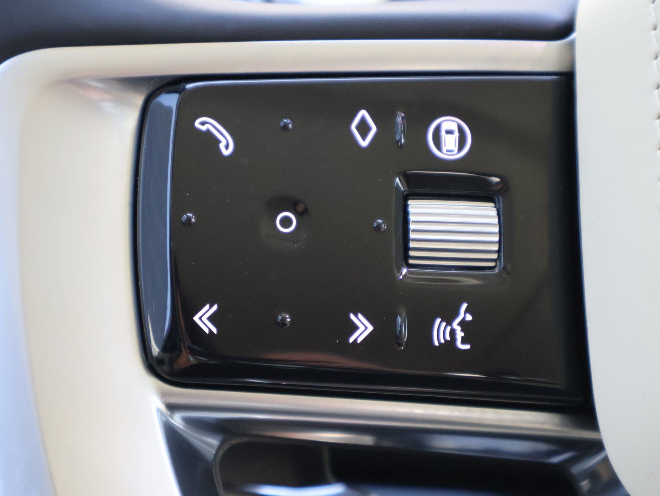 Certified 2025 Land Rover Range Rover Autobiography AWD/4WD image 16