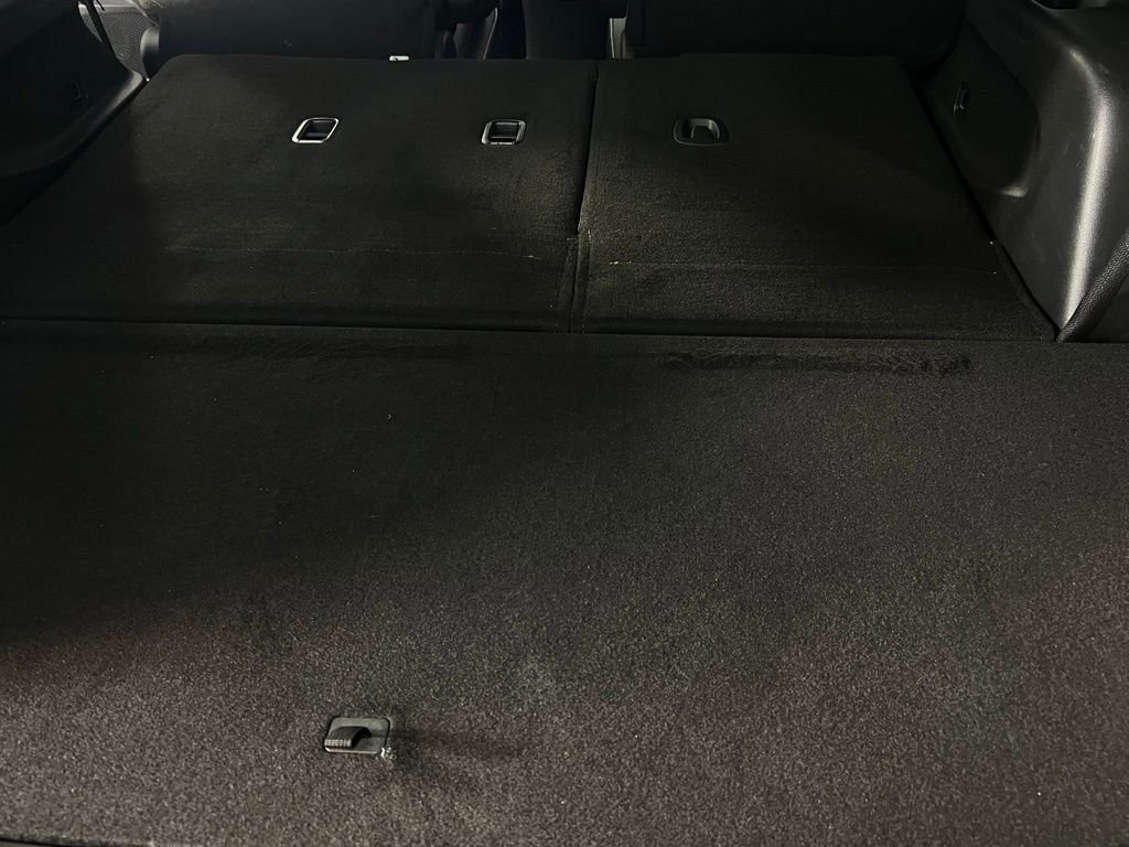 Used 2023 Hyundai Palisade Limited w/ Winter Package image 28