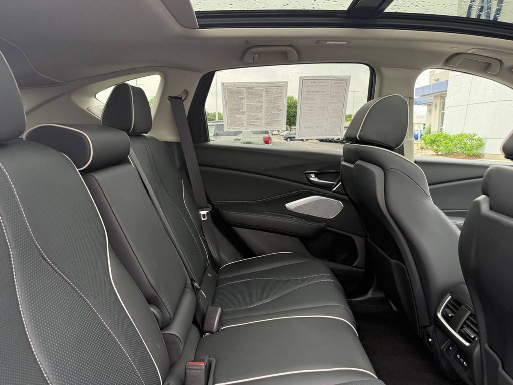 Certified 2024 Acura RDX SH-AWD w/ Advance Package image 10