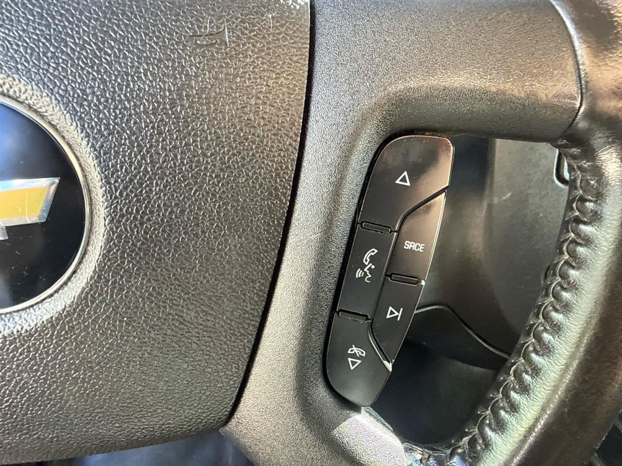 Used 2020 Chevrolet Express 3500 w/ Power Convenience Package RWD image 17