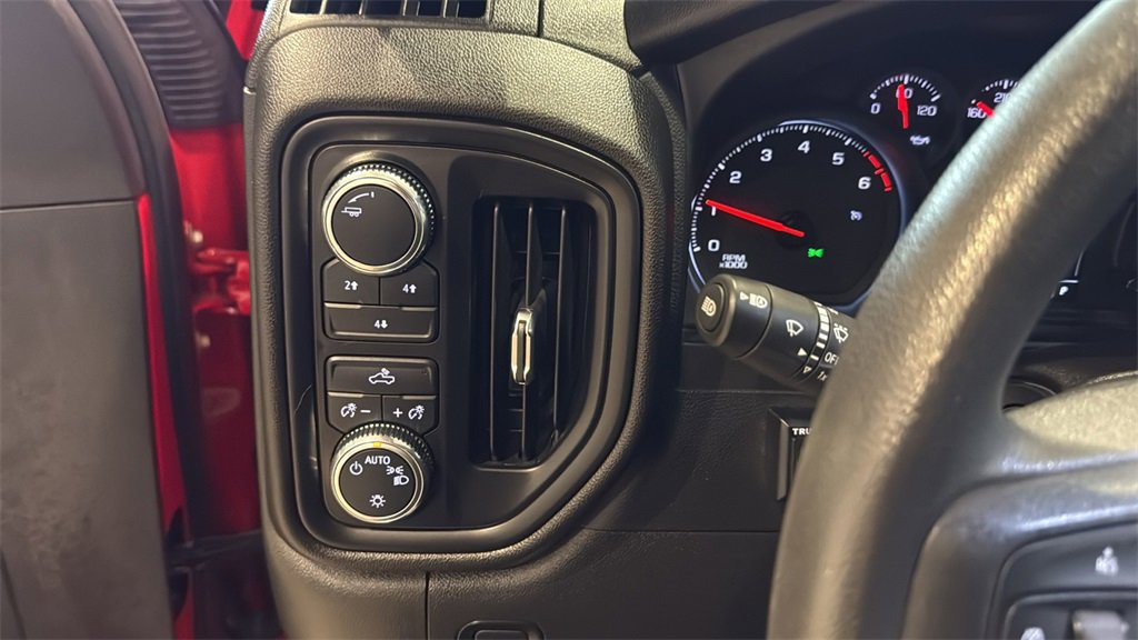 Used 2024 GMC Sierra 2500 Pro w/ Convenience Package image 25