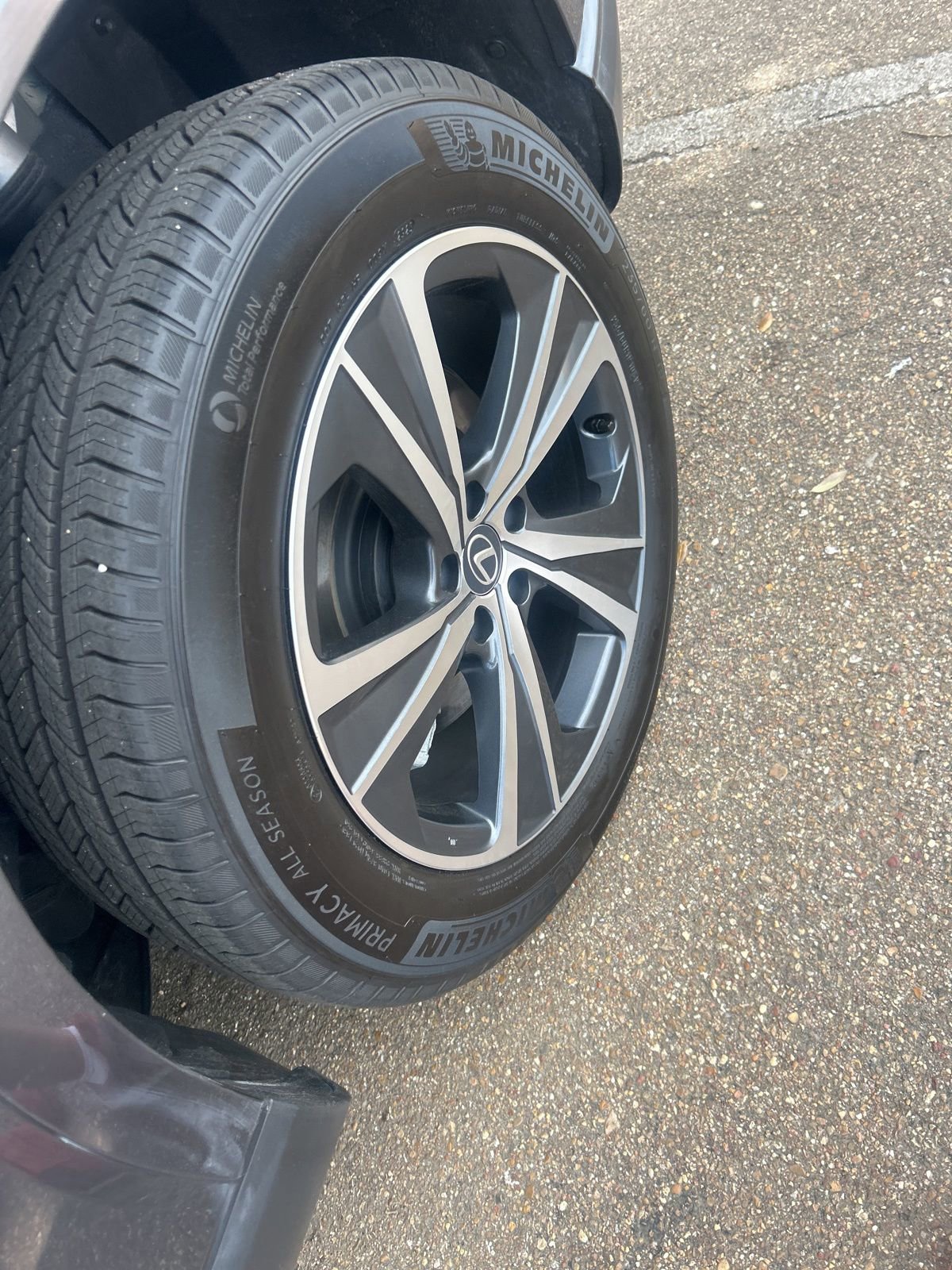 Used 2025 Lexus RX 350 FWD w/ Technology Package image 7