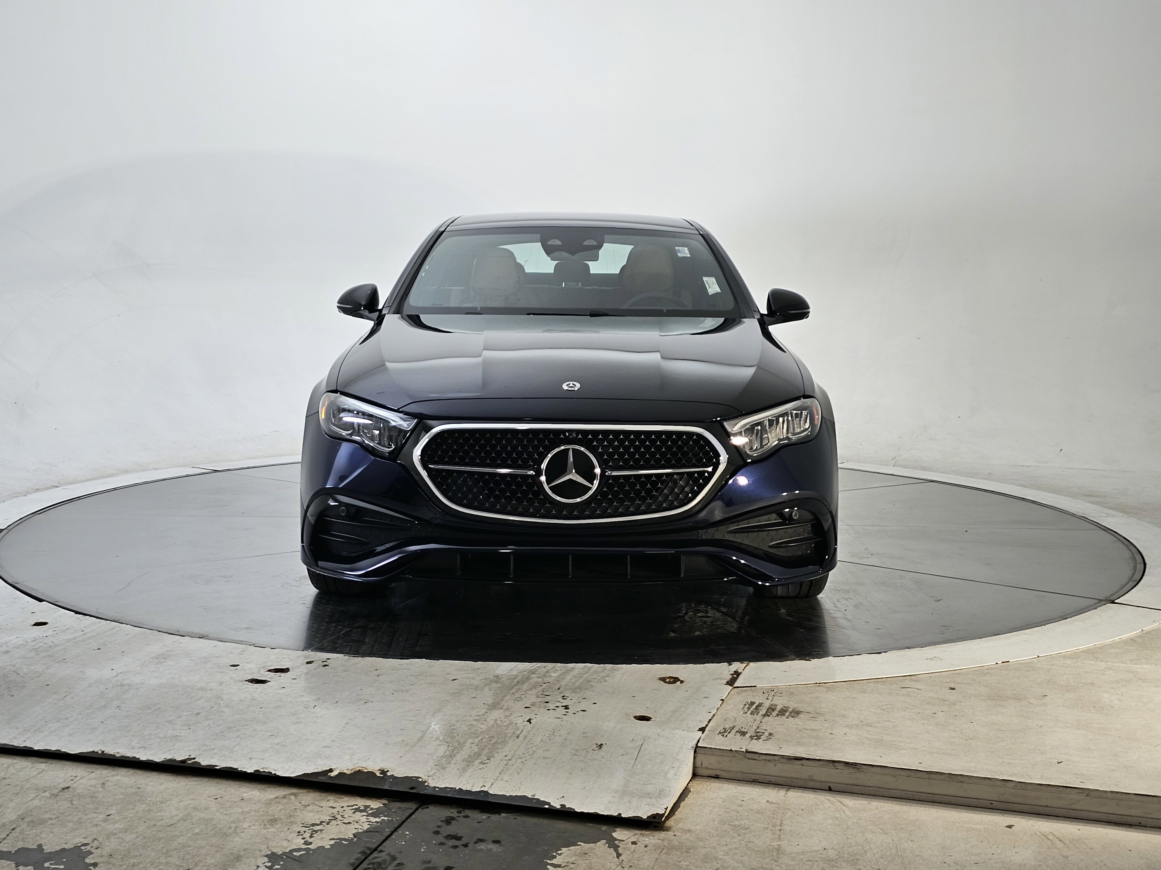 New 2026 Mercedes-Benz E 450 4MATIC Sedan image 4