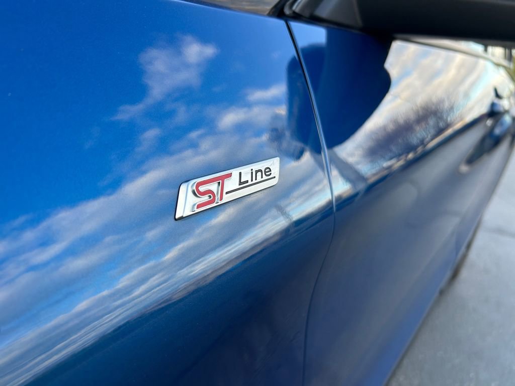 Used 2023 Ford Explorer ST-Line image 31