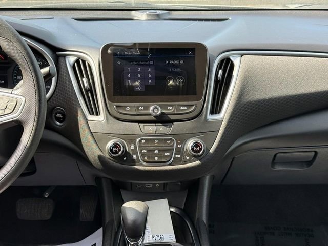 Used 2023 Chevrolet Malibu LT FWD image 13