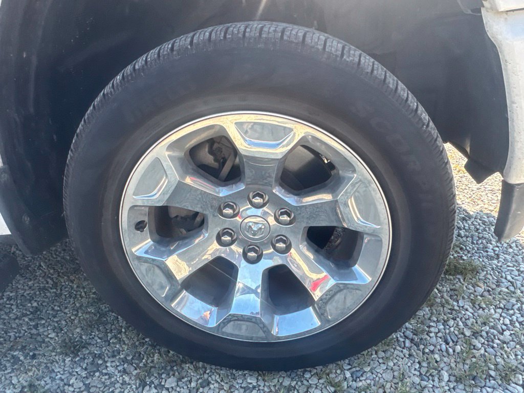 Used 2020 RAM 1500 Big Horn AWD/4WD image 6