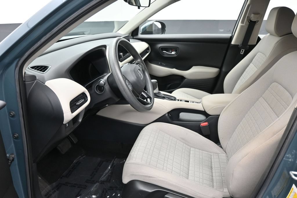 Used 2024 Honda HR-V LX image 11