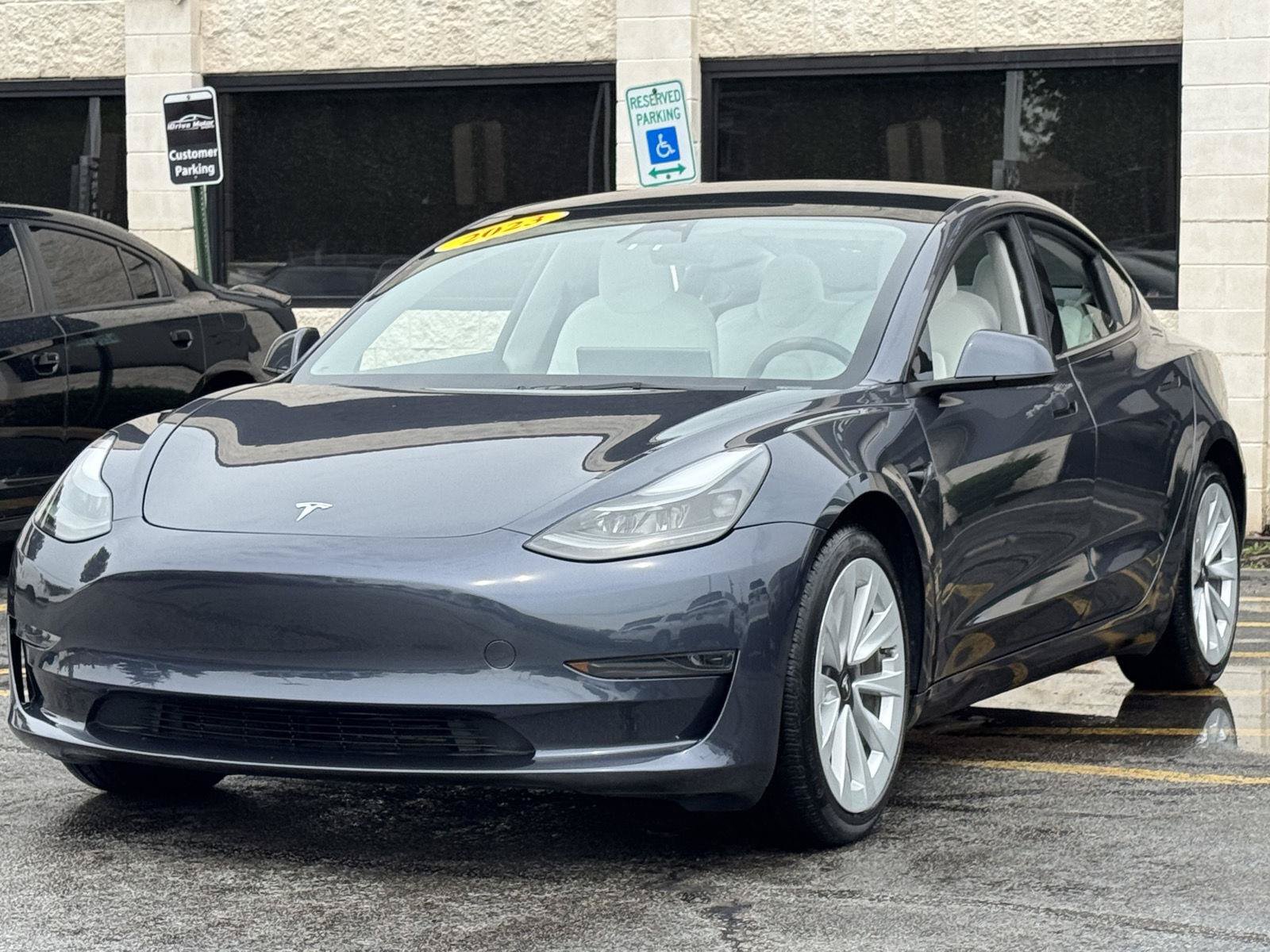 Used 2023 Tesla Model 3 Standard Range RWD image 16