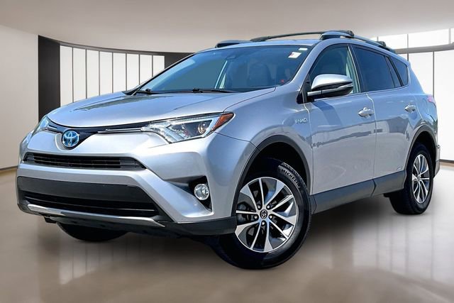 Used 2017 Toyota RAV4 XLE w/ All Weather Liner Package