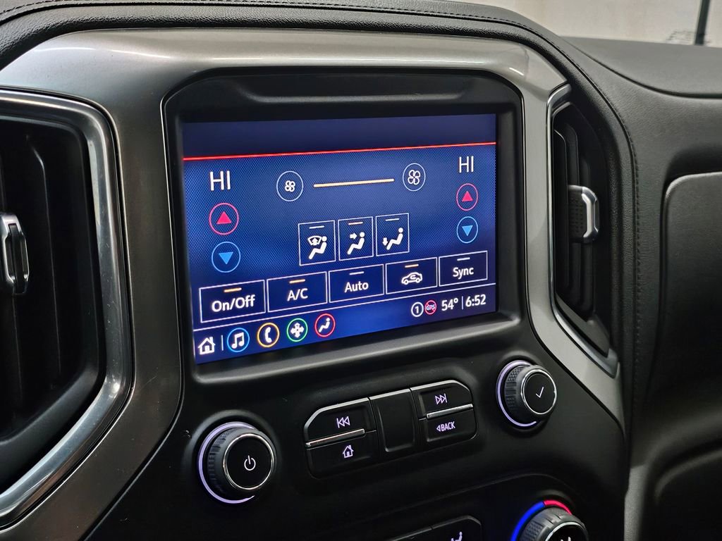 Used 2022 Chevrolet Silverado 2500 LT w/ Convenience Package image 27