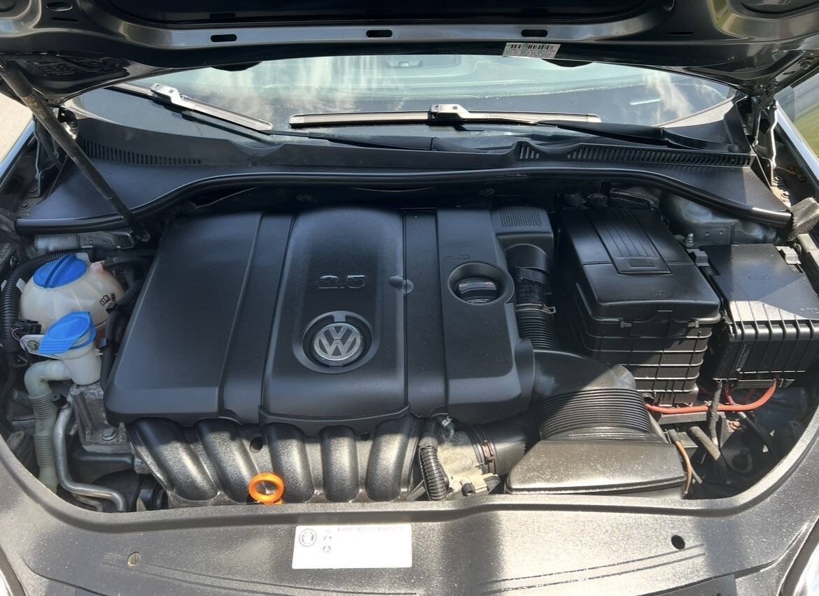 Used 2010 Volkswagen Jetta SE FWD image 17