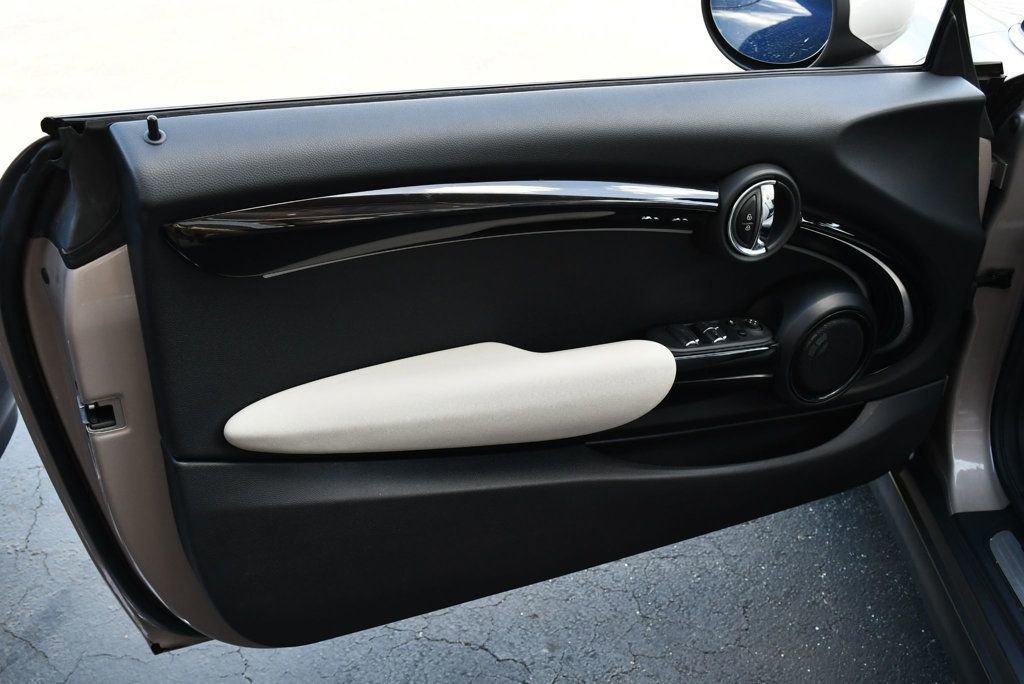 Used 2024 MINI Cooper S image 11