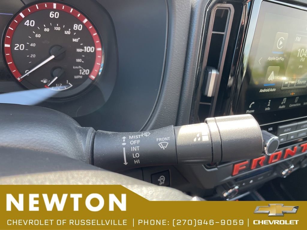 Used 2025 Nissan Frontier PRO-4X AWD/4WD image 16