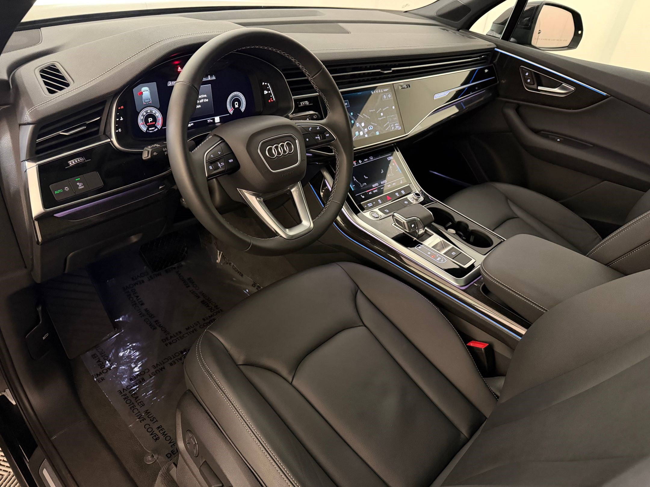 Used 2025 Audi Q7 2.0T Premium w/ Convenience Plus Package AWD/4WD image 4
