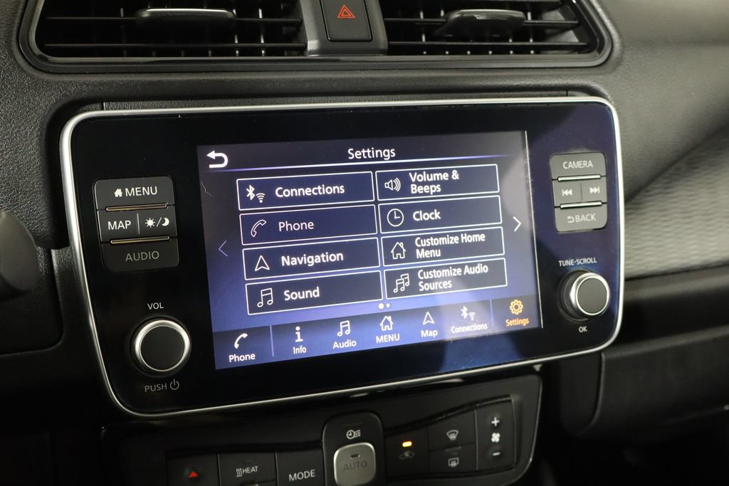 Used 2021 Nissan Leaf SV w/ SV Technology Package FWD image 28