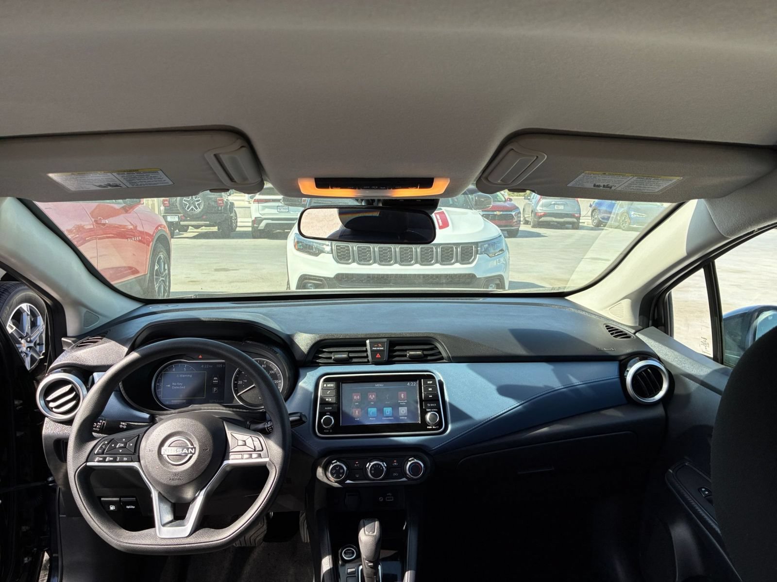 Used 2025 Nissan Versa SV FWD image 30