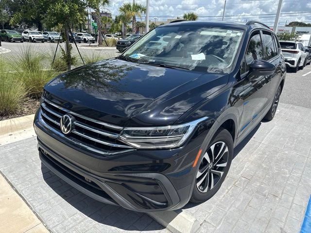 Used 2024 Volkswagen Tiguan S FWD image 4
