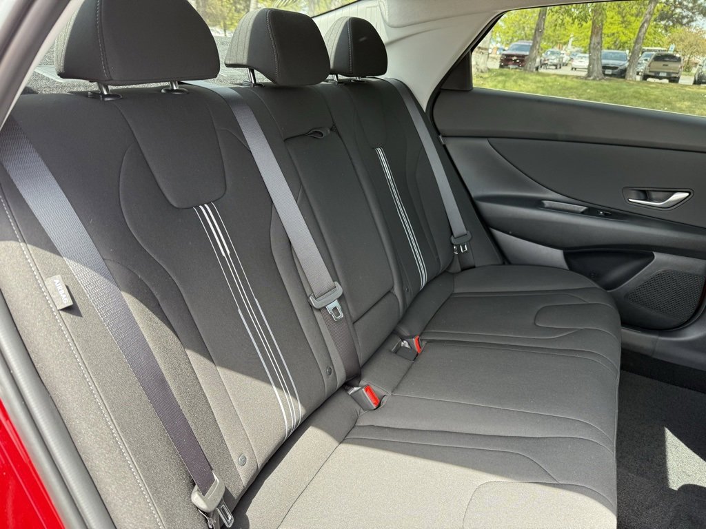 New 2025 Hyundai Elantra SEL w/ Cargo Package image 19