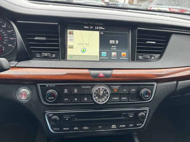 Used 2017 Kia Cadenza Premium w/ Luxury Package image 15