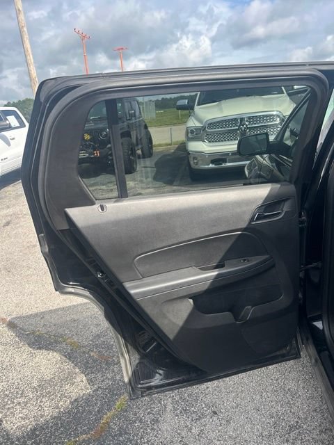 Used 2016 GMC Terrain SLE AWD/4WD image 27