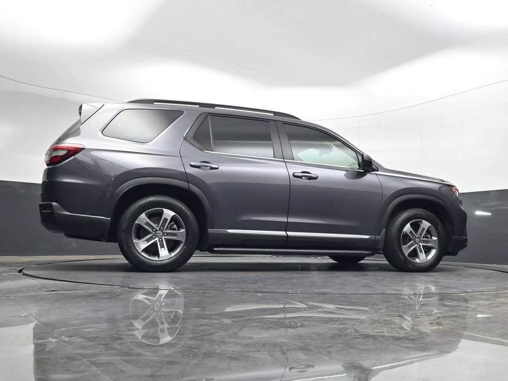 Certified 2025 Honda Pilot EX-L image 46