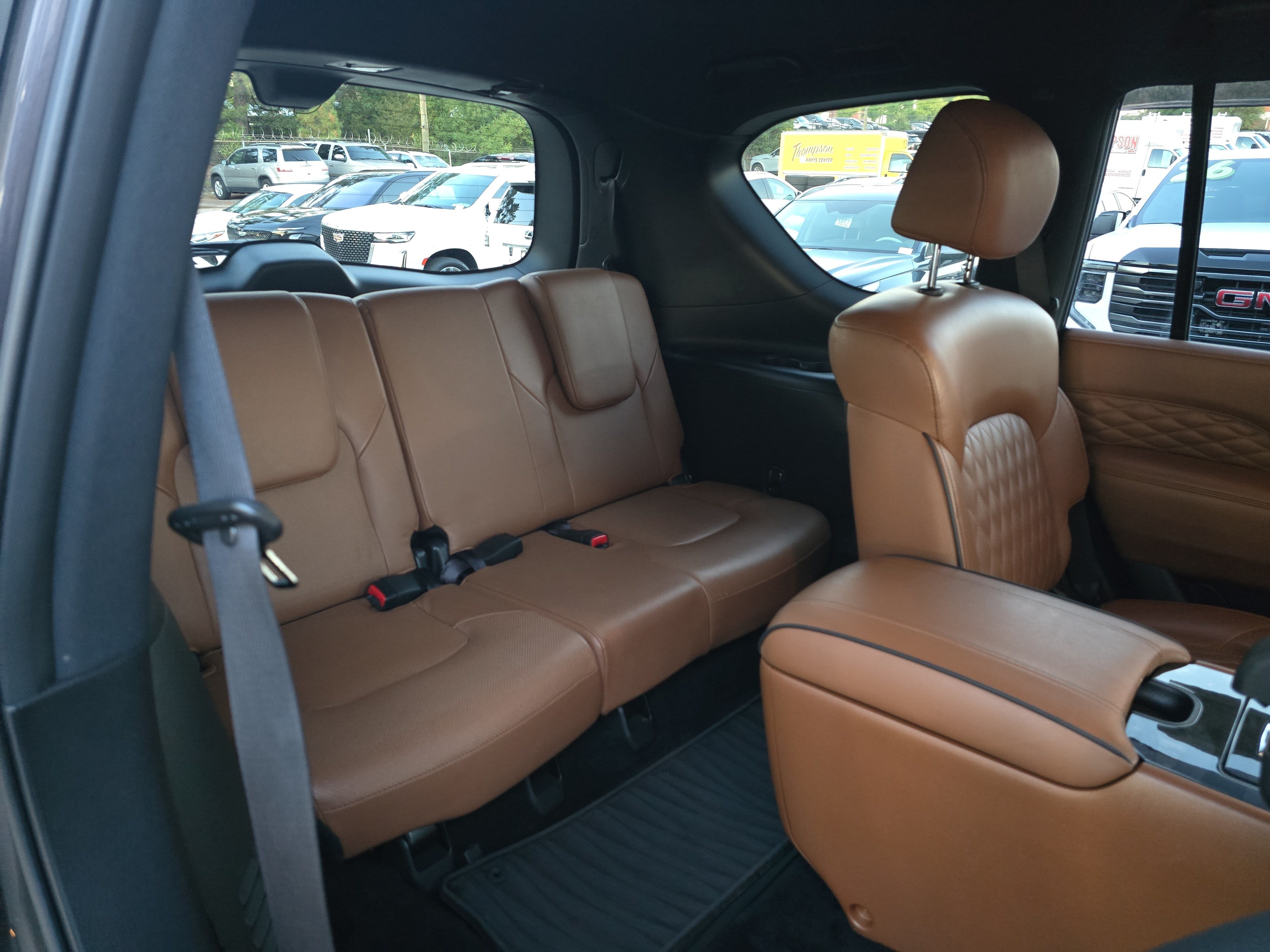 Used 2024 INFINITI QX80 Sensory w/ All-Season Package AWD/4WD image 12