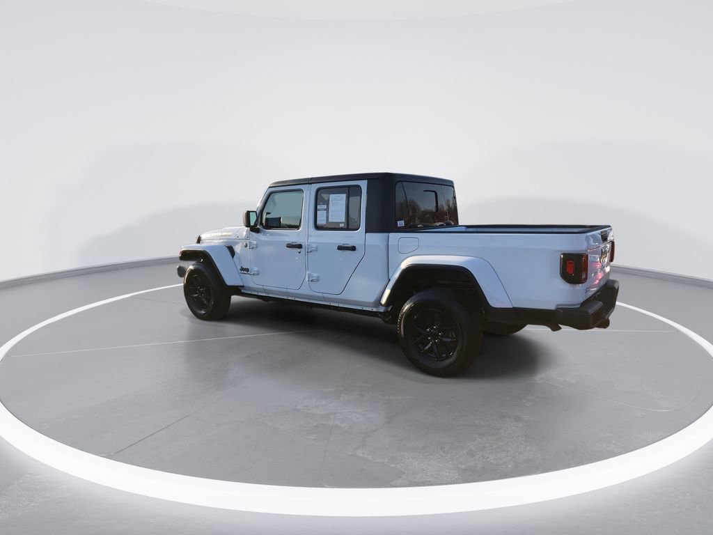 Used 2022 Jeep Gladiator Sport AWD/4WD image 6